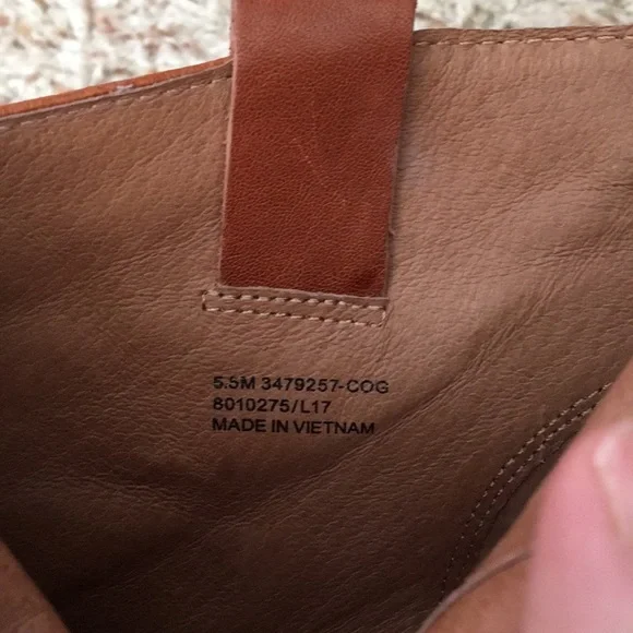 Frye Reina Bootie in Cognac Size 5.5 NEW - Picture 14 of 14